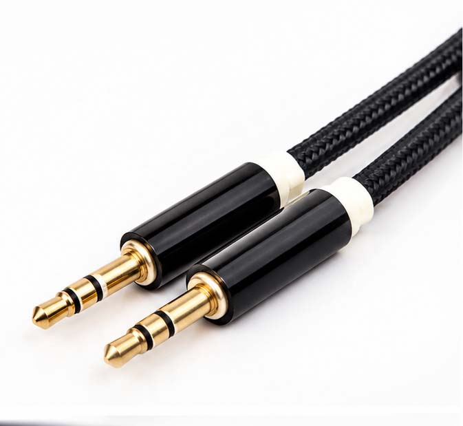 کابل انتقال صدا Carbon 3.5mm Audio Cable